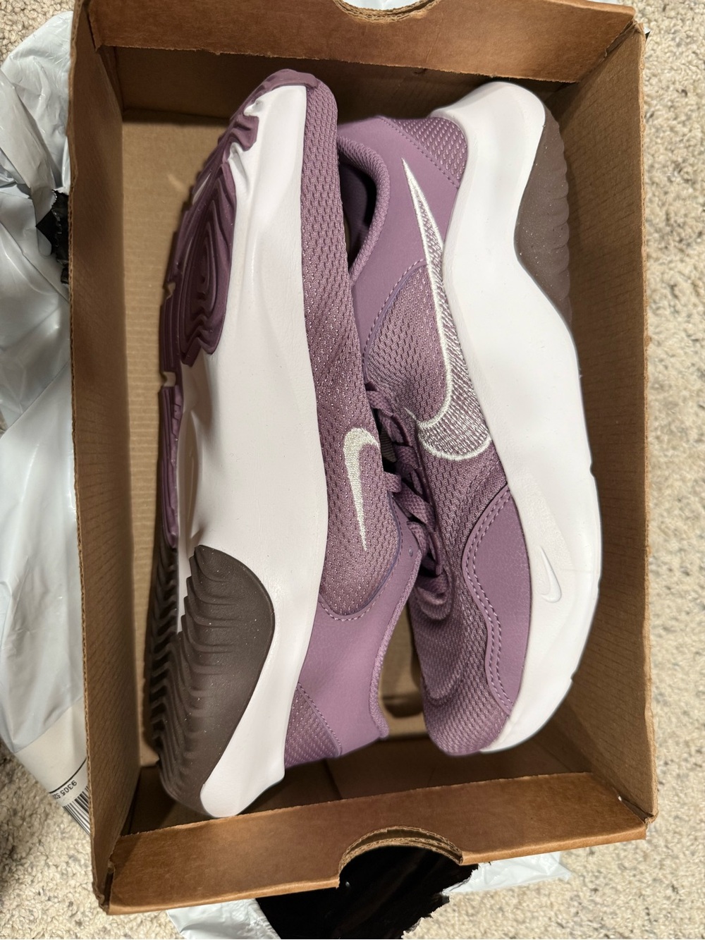 Nike Women's Mauve/Purple Athletic Sneakers